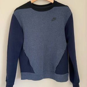 Nike crewneck sweater